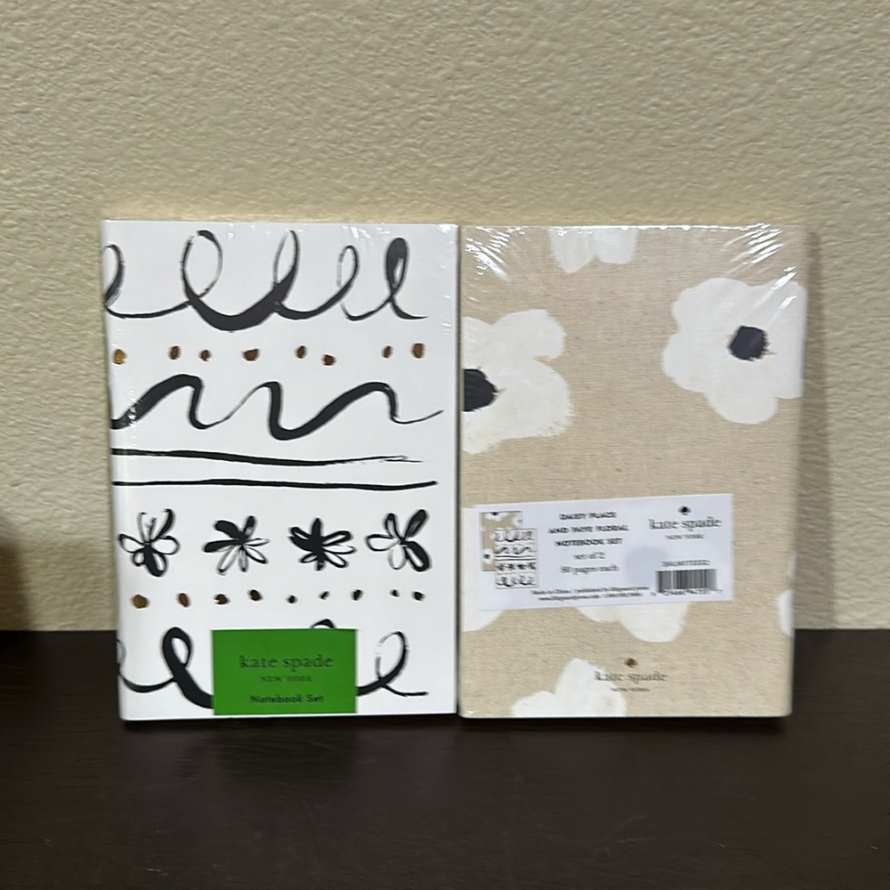 NWT Kate Spade Daisy Place and Faye Floral notebook set of 2